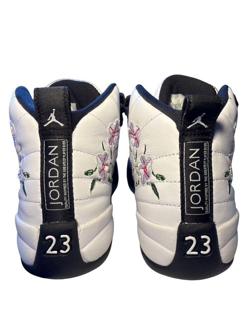 Nike Air Jordan 12 Retro (GS) Girls Black and White Floral Sneakers 3.5 NWOT - Picture 4 of 10